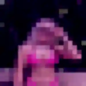 Photo de Oceane à Meynes (29 ans) - plan cul gratuit