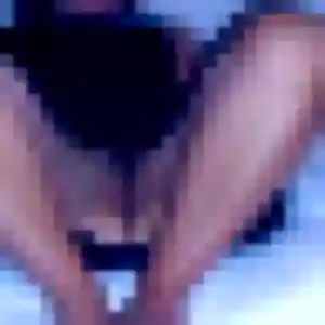 Sexy Nolwenn, 24 ans à Meyssiez - voir sa photo