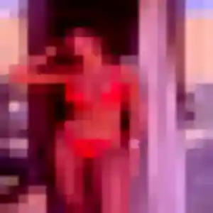 Photo de Assia à Mézangers (21 ans) - plan cul gratuit