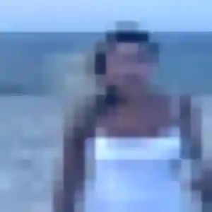Mia, 19 ans, en ligne à Mimbaste pour un plan cul