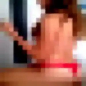Photo de Assia à Mondeville (21 ans) - plan cul anonyme