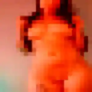 Photo de Elia à Montceaux-lès-Meaux (39 ans) - plan cul gratuit