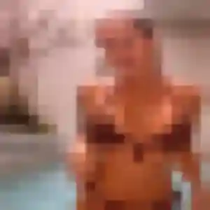 Lena, fille de 34 ans veut plan cul à Montesquieu