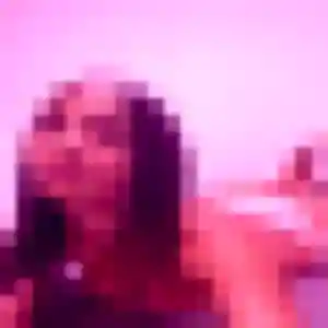 Charmante Emna, 21 ans à Montigny-Lencoup - voir sa photo