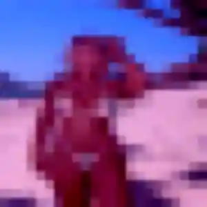 Découvre Talia, 27 ans à Montmartin-sur-Mer gratuitement