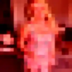 Découvre Syrine, 27 ans à Montpezat en privé