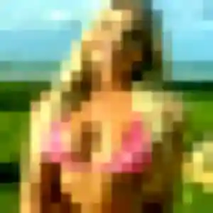 Syrine, fille de 37 ans cherche plan cul à Montredon-Labessonnié