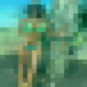 Anissa, 21 ans, en ligne à Montreuil pour une rencontre coquine