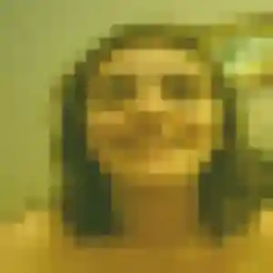 Elia, femme de 27 ans veut plan cul à Moulins-le-Carbonnel