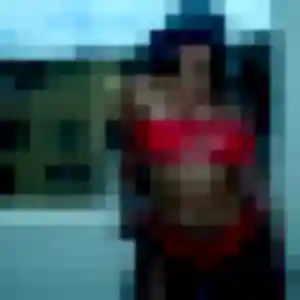 Daphne (22 ans) à Moustiers-Sainte-Marie propose une rencontre rapidement