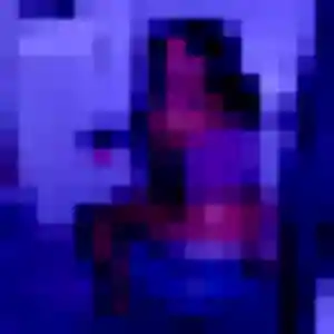 Imen (35 ans) à Naveil attend une rencontre aujourd'hui