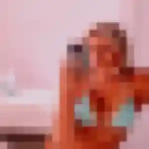 Rejoins Naila, 30 ans à Neuilly-sous-Clermont gratuitement