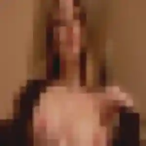 Rencontre Lise, 26 ans à Neuville-sur-Oise en privé