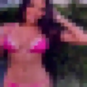 Malika, femme de 34 ans propose plan cul à Neuvy-Sautour