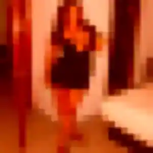 Photo privée de Zelie, 35 ans à Nieul-le-Dolent - plan discret