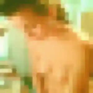 Sasha, 28 ans, en ligne à Niort pour une rencontre coquine