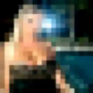 Charmante Sana, 19 ans à Nogent-le-Bernard - découvrir son profil