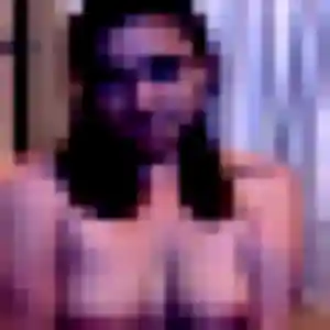 Maeva, femme de 28 ans cherche plan cul à Noiron-sous-Gevrey