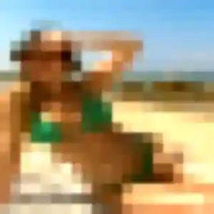 Découvre Romane, 22 ans à Normanville gratuitement