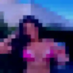 Charmante Malika, 36 ans à Nouans-les-Fontaines - voir sa photo