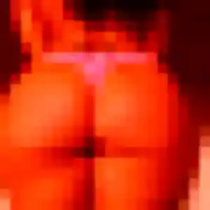 Perrine, 22 ans, connectée à Noyon pour un plan cul