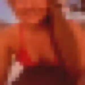Hana, 29 ans, dispo pour plan cul à Nurieux-Volognat