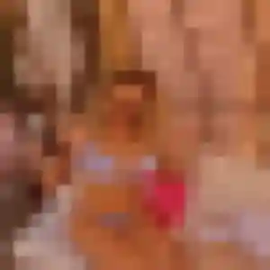 Safiya, 21 ans, cherche un plan cul à Oeyreluy