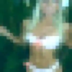 Photo de Elena à Opoul-Périllos (22 ans) - plan cul discret