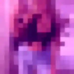 Lya, 19 ans, dispo pour plan cul à Orange