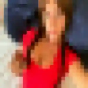 Maya, femme de 22 ans cherche plan cul à Ornex