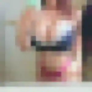 Margot (36 ans) à Ouilly-le-Vicomte cherche un plan cul aujourd'hui