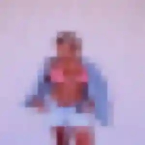 Selma, femme de 20 ans cherche plan cul à Ouilly-le-Vicomte
