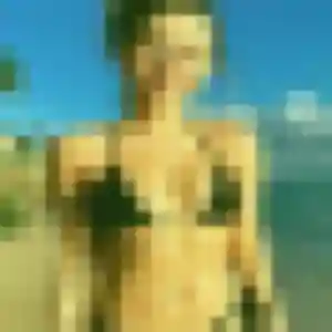 Elya (23 ans) à Palaja cherche une rencontre ce soir