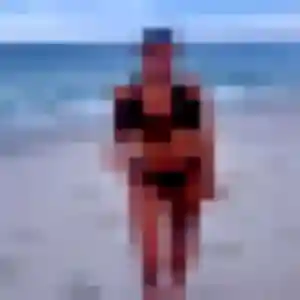 Découvre Naila, 27 ans à Pasly en privé