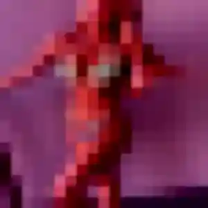 Jolie Nour, 20 ans à Percy-en-Normandie - voir sa photo