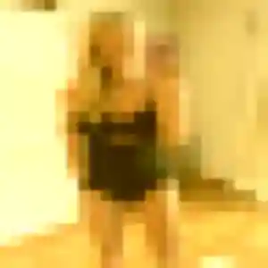 Photo exclusive de Feriel, 25 ans à Péroy-les-Gombries - rencontre coquine