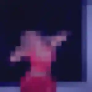 Rejoins Maeva, 20 ans à Péroy-les-Gombries gratuitement