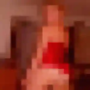 Sexy Eglantine, 21 ans à Pesmes - la contacter