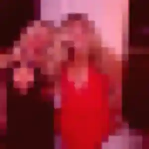 Noemi, 32 ans, connectée à Petit-Canal pour un plan cul