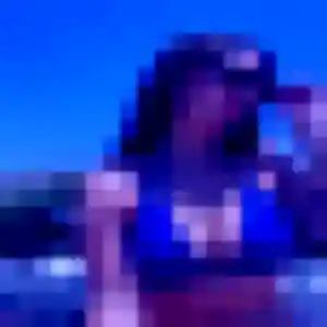 Sexy Myla, 24 ans à Peyrolles-en-Provence - voir sa photo