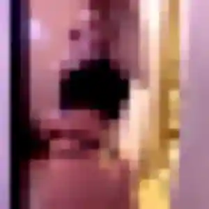 Charlene de Pinterville, 23 ans - plan cul discret