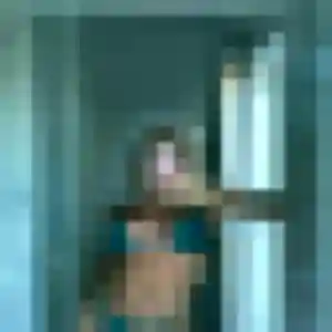 Découvre Yasmine, 27 ans à Pirou gratuitement