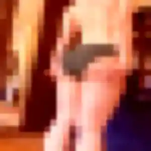 Photo privée de Eleonore, 35 ans à Plonévez-Porzay - rencontre sans lendemain