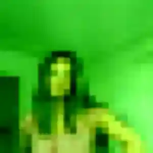 Photo exclusive de Elia, 22 ans à Plounévez-Lochrist - rencontre sans lendemain