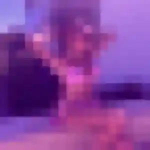 Coralie, 33 ans, en ligne à Plumaugat pour une rencontre coquine