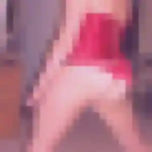 Malika, 22 ans, connectée à Plumergat pour une rencontre coquine