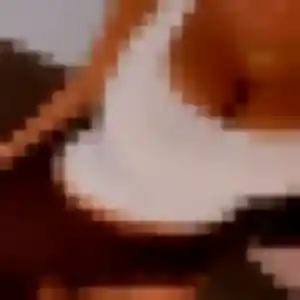 Photo de Viviane à Poigny-la-Forêt (39 ans) - plan cul gratuit