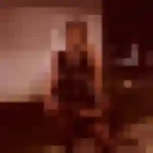 Elena, 23 ans, dispo pour plan cul à Pommérieux