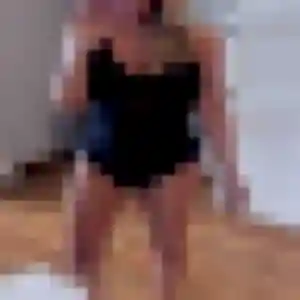 Oriane, fille de 35 ans cherche plan cul à Pommérieux
