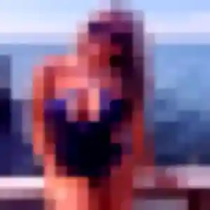 plan cul à Pommerit-le-Vicomte : photo de Elena, 30 ans - accès libre